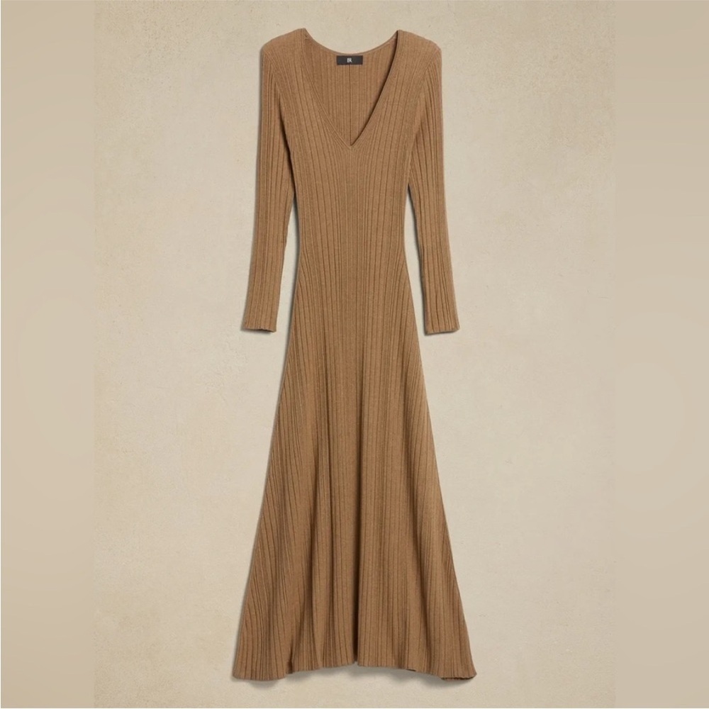 NWT! Banana Republic Cece Maxi Sweater Dress -Size  Small🍇 - Picture 4 of 12